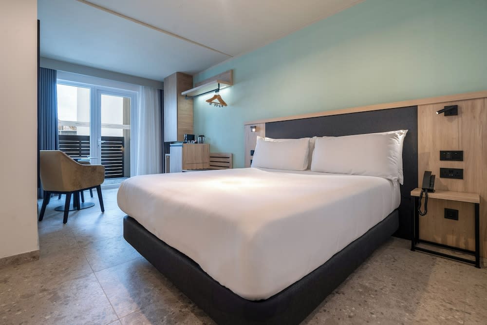 Hotel Scirocco St Julian's, Affiliated by Melia 4