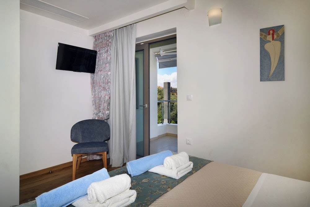 Sunlight Breeze Villa 2