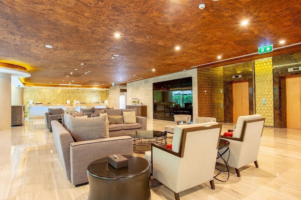 Graceland Bangkok by Grace Hotel - SHA Extra Plus 2