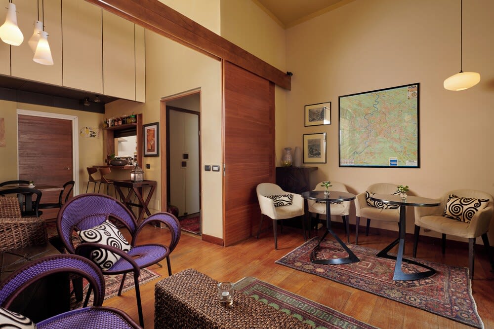 Palm Gallery Hotel 3