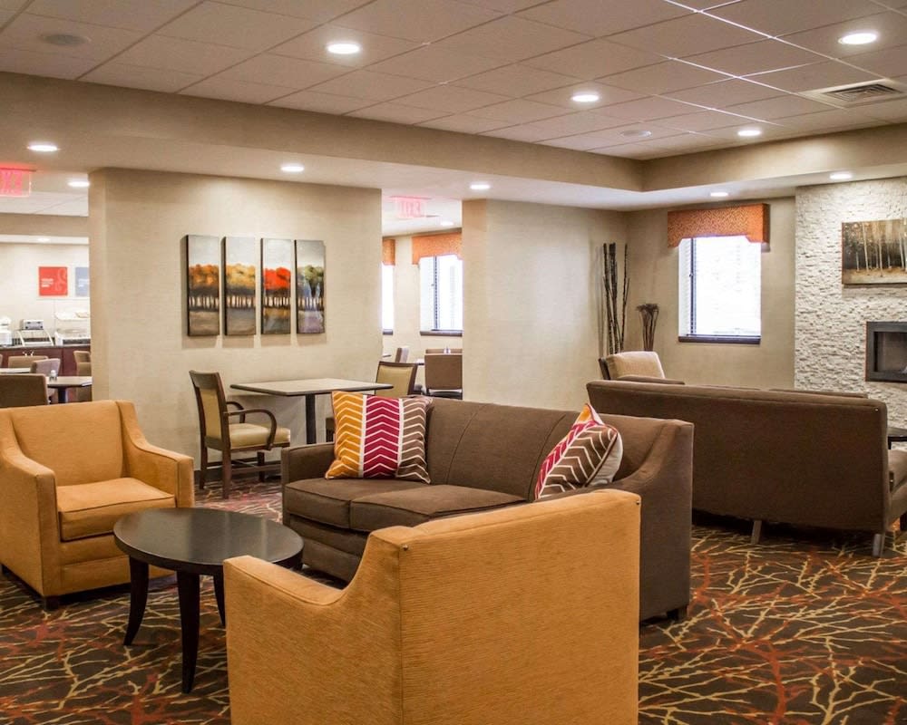 Garner Hotel Wadsworth by IHG 2