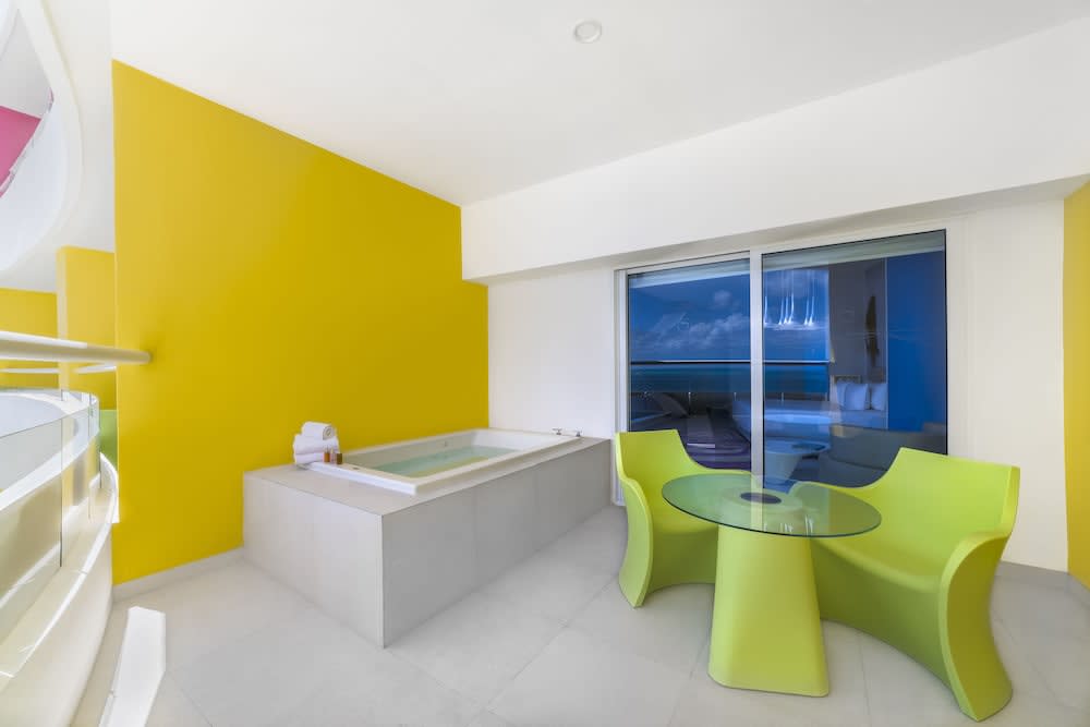 Temptation at The Tower Cancún Resort - All Inclusive - Adults Only 4