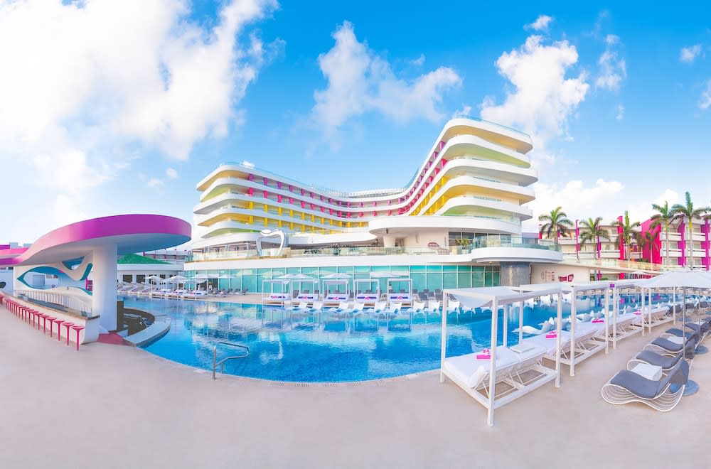 Temptation at The Tower Cancún Resort - All Inclusive - Adults Only 1
