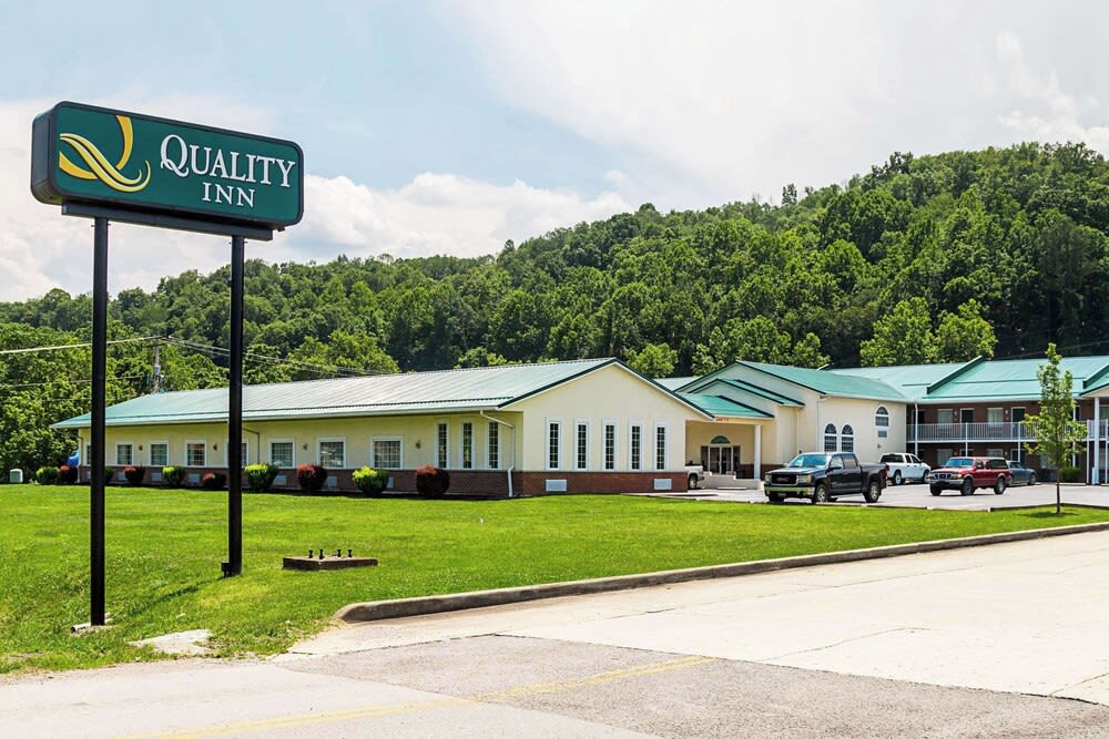 Quality Inn Weston 1