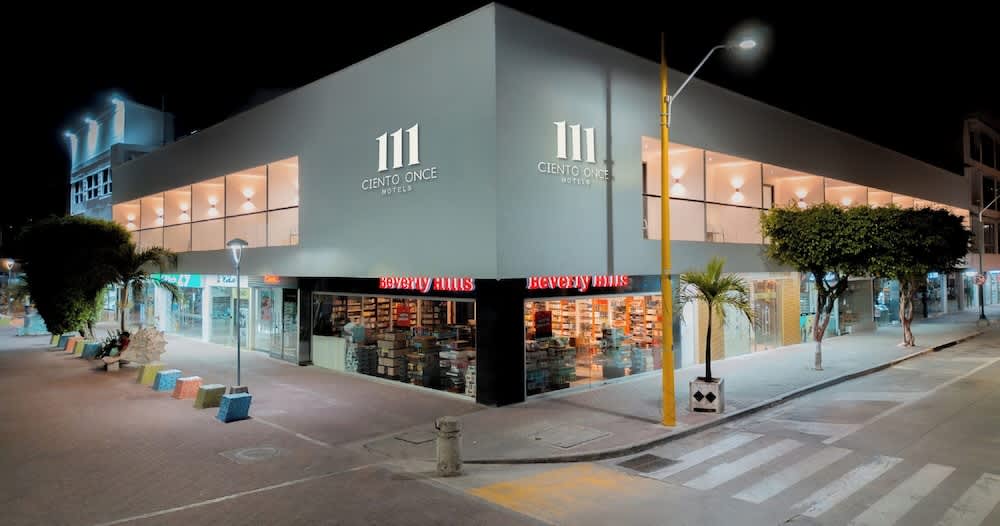 Hotels 111 1