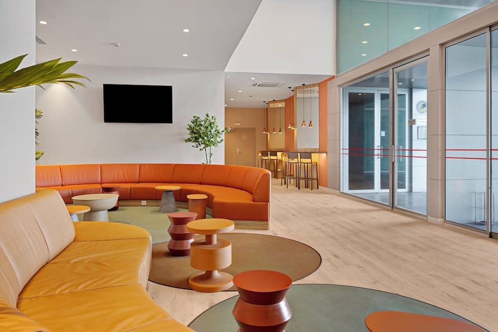 B&B HOTEL Logroño Las Cañas 4