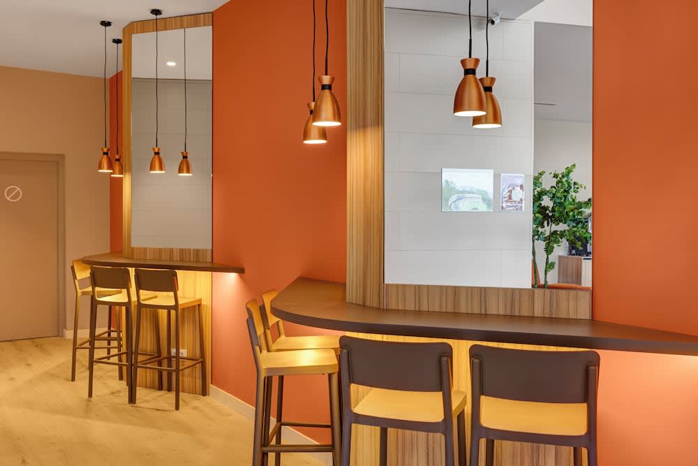 B&B HOTEL Logroño Las Cañas 1