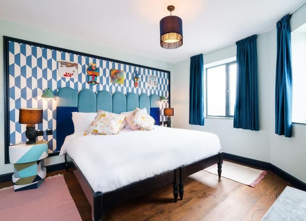 The Camden Town Hotel 3