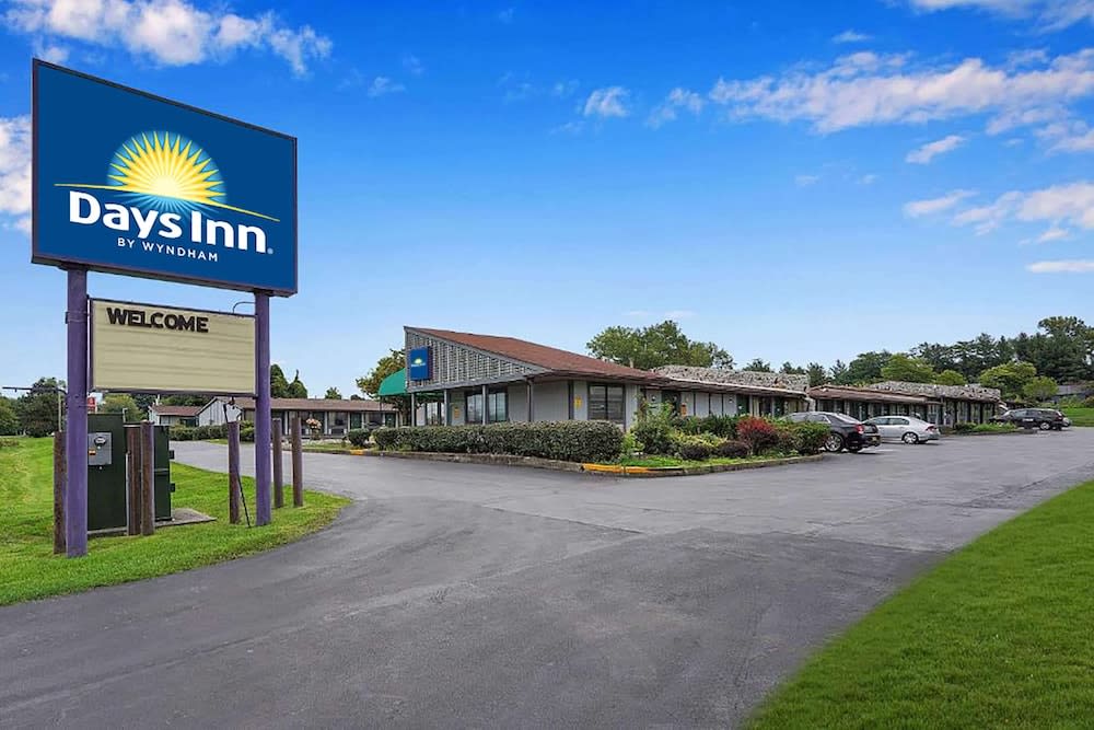 Days Inn by Wyndham Liverpool/Syracuse 1