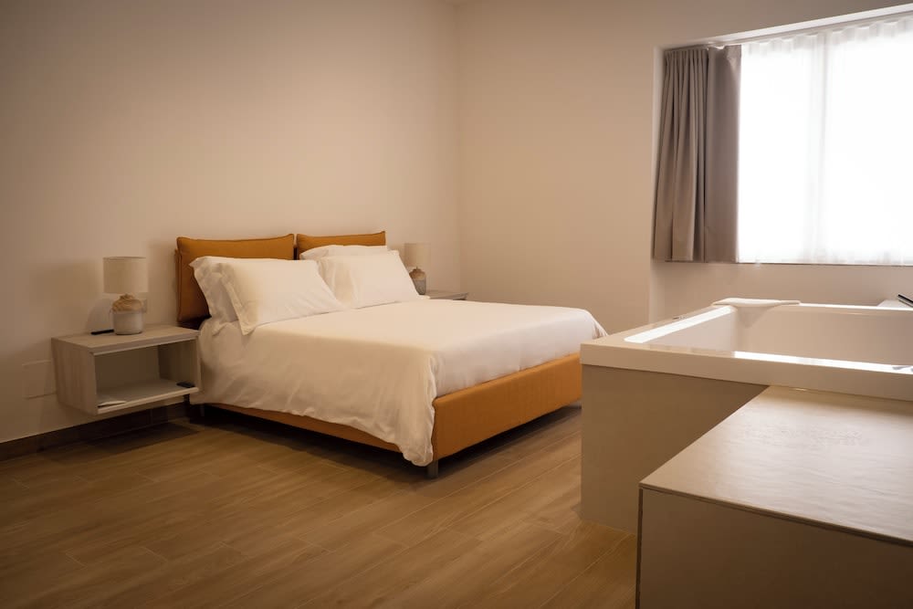 Monumental Luxury Rooms 2