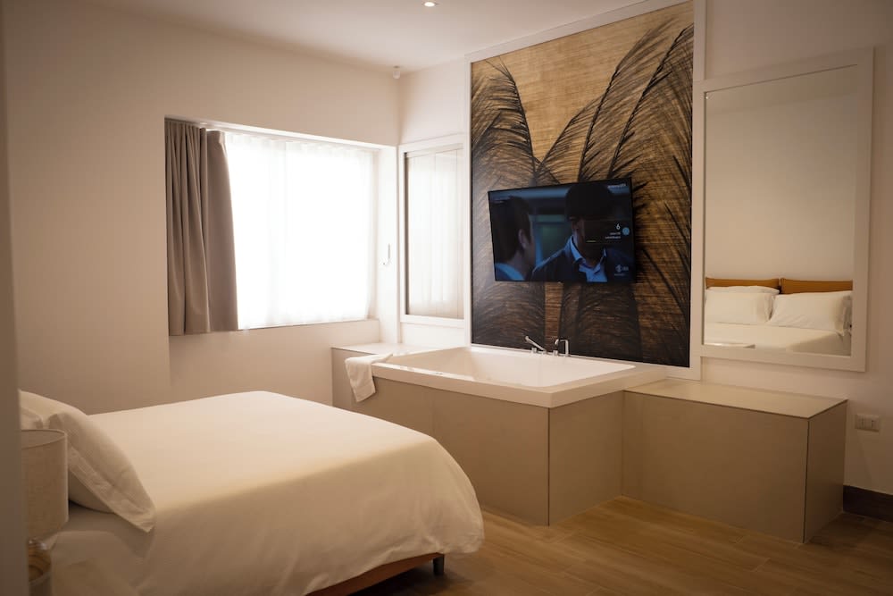 Monumental Luxury Rooms 1