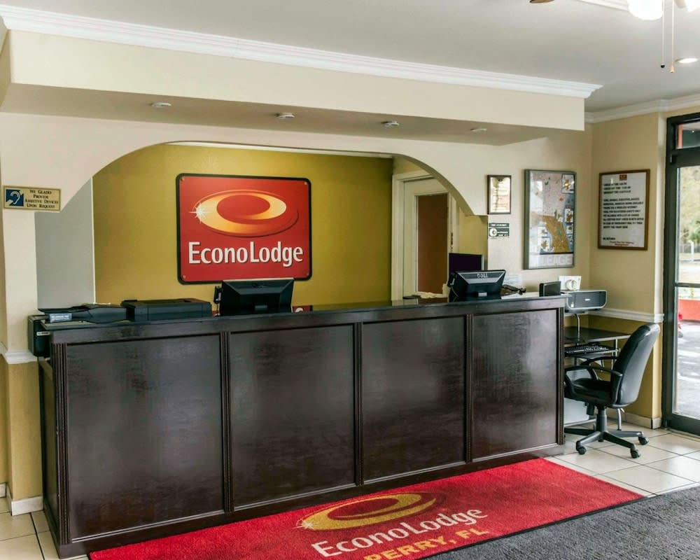 Quality Inn Perry 2