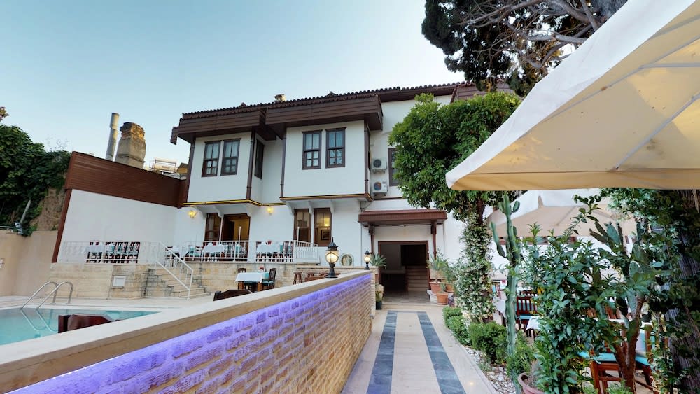 Urcu Hotel 1