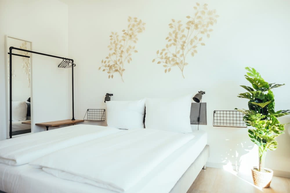 The Rix Studios & Suites 5