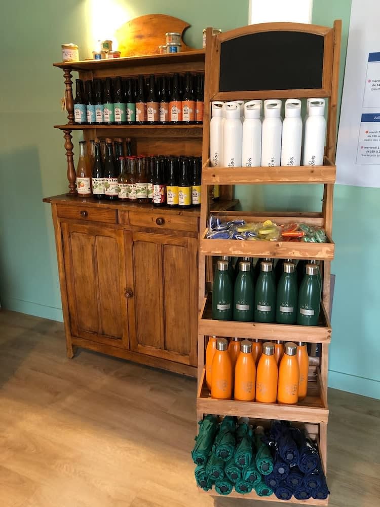 Hôtel Les Voisins Beaucemaine 5