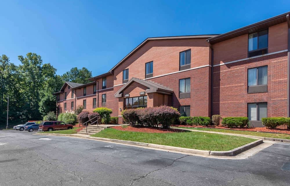 Suburban Studios Macon North 1