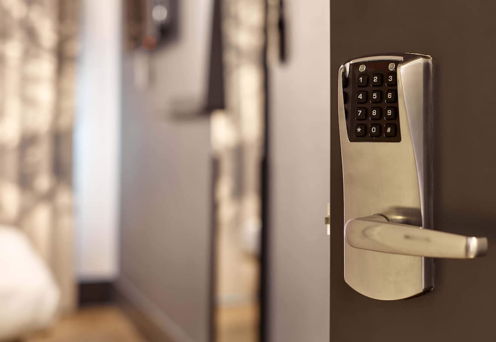 B&B HOTEL Annecy Cran-Gevrier 5