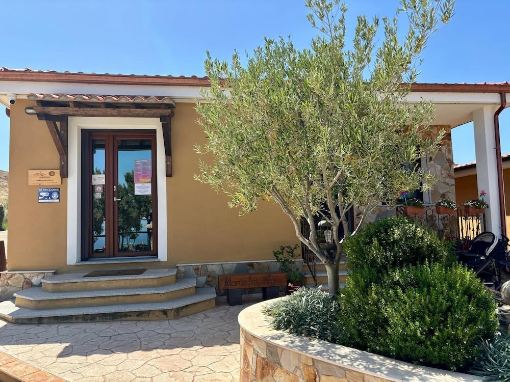 Agriturismo Monte Istulargiu 2