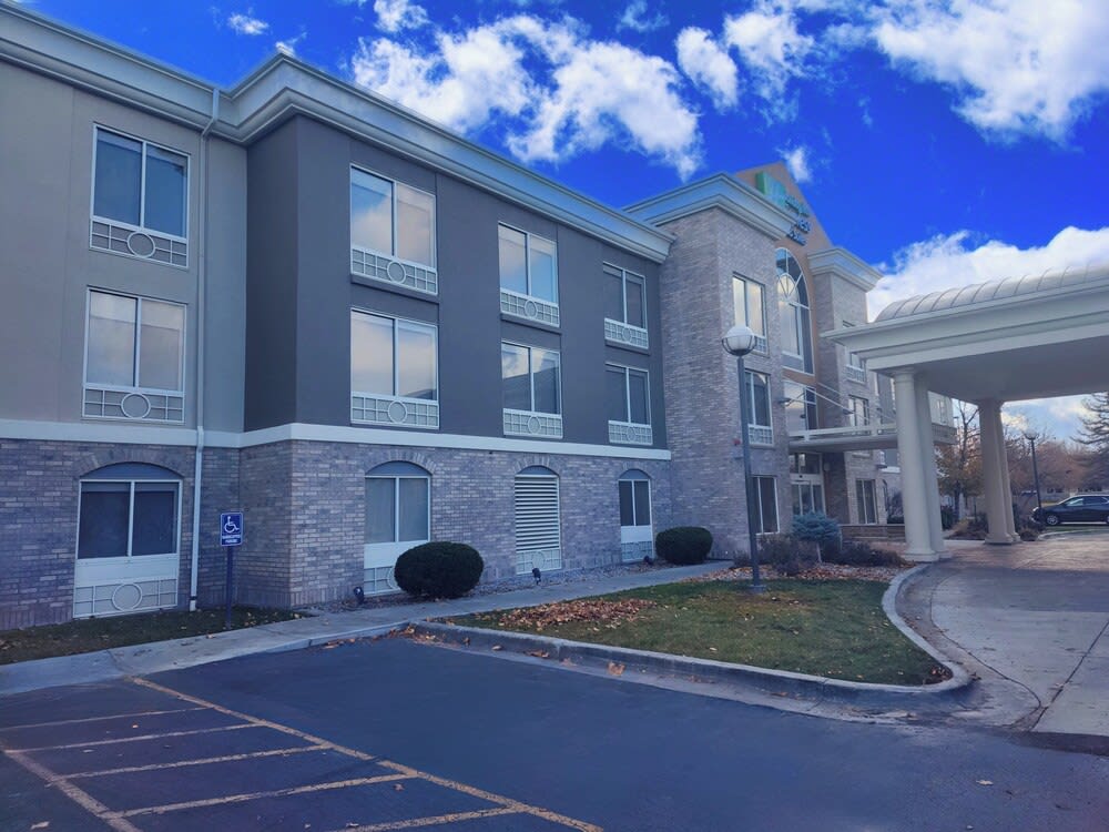 Holiday Inn Express & Suites IDAHO FALLS by IHG 1