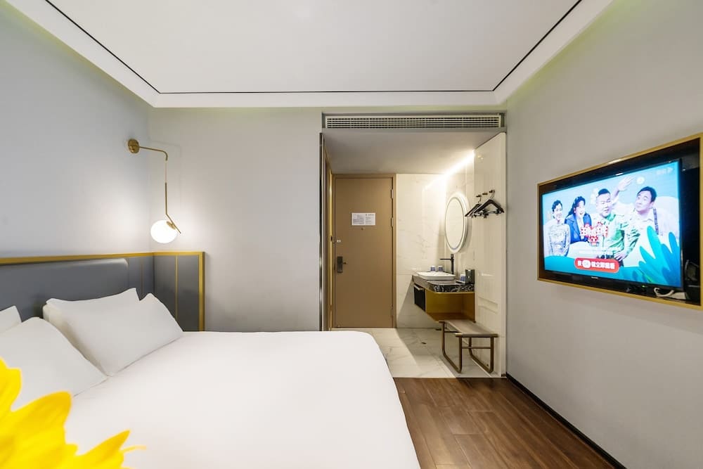 Qinfengyuan Hotel (Shanghai Xuhui District Zhongshan Hospital Jiashan Road Subway Station Branch) 2