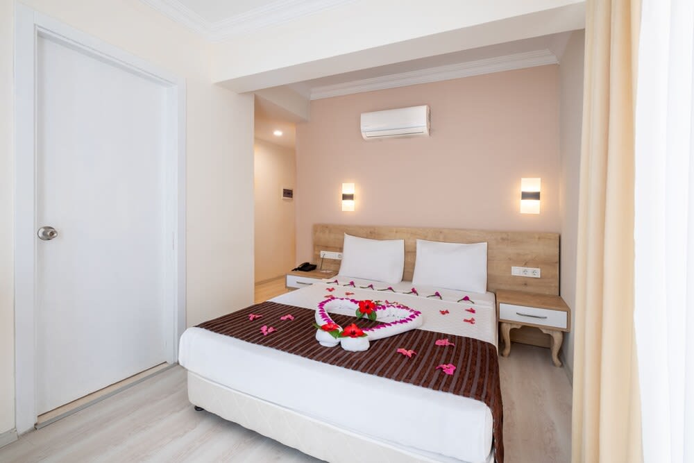 Viking Beach Hotel & Spa 3