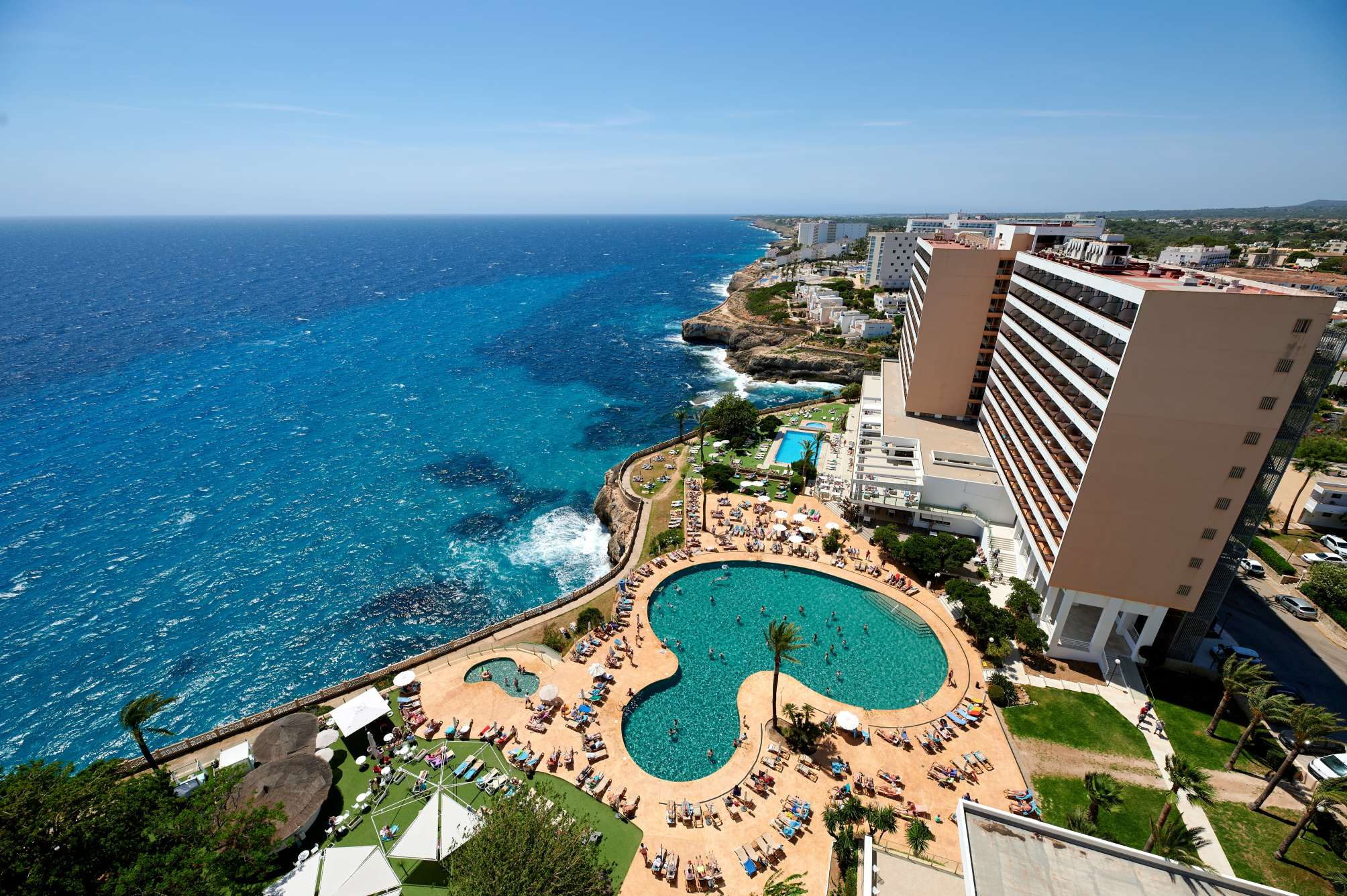 Alua Calas de Mallorca Resort 1