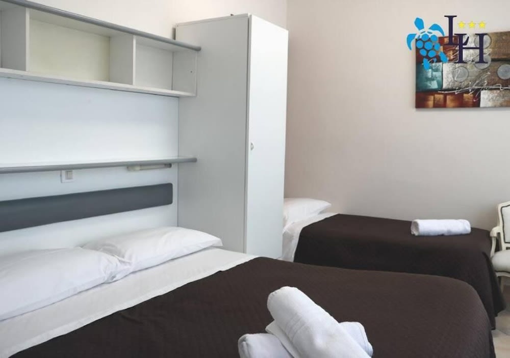 Hotel Lora RDA Luxury 3