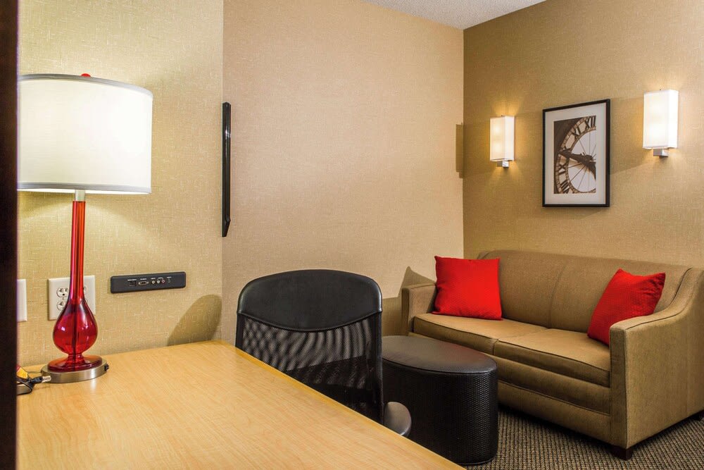 Cambria Hotel Raleigh-Durham Airport 3