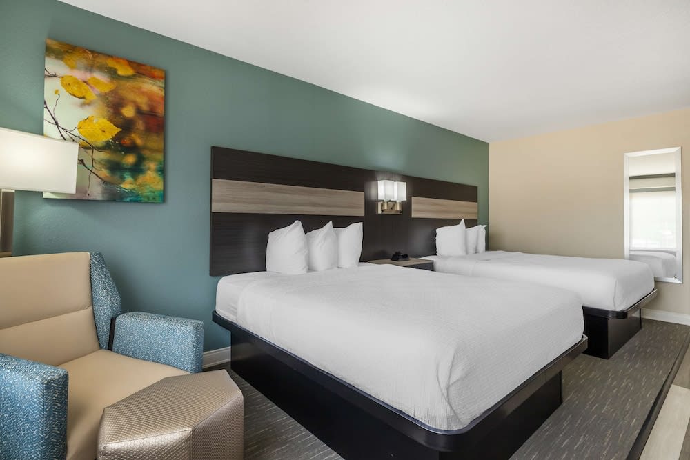 Best Western Prime Inn & Suites 5