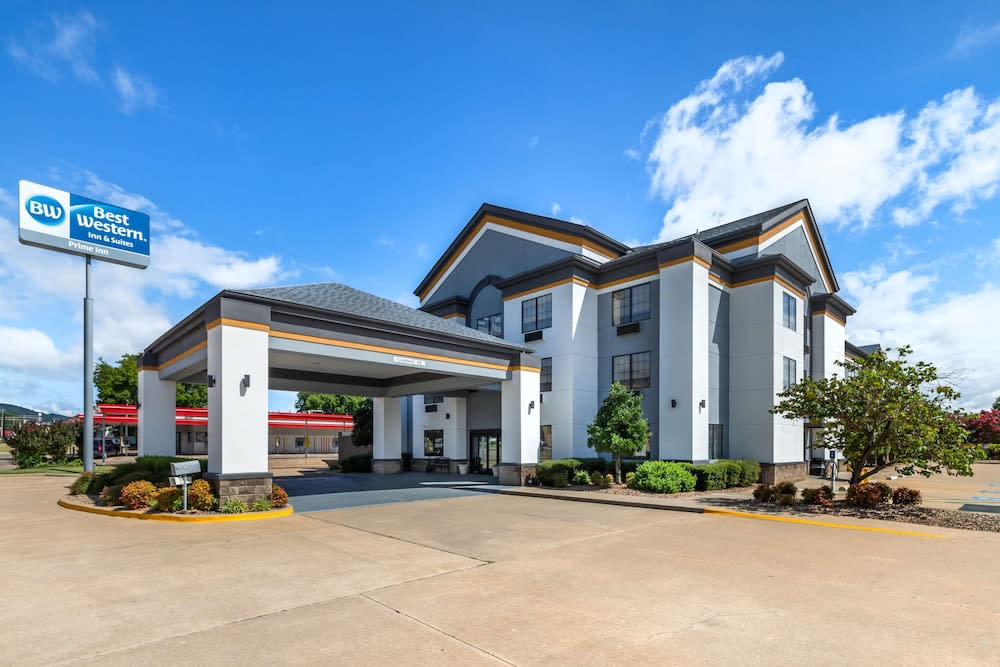 Best Western Prime Inn & Suites 1