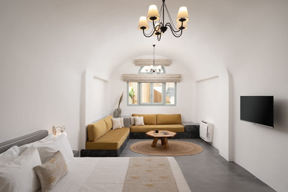 Occhio Luxury Villas Santorini with private pool 2