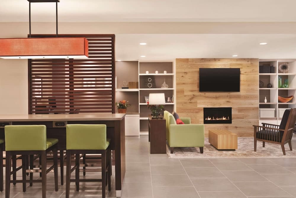 Country Inn & Suites by Radisson, Belleville, ON 2