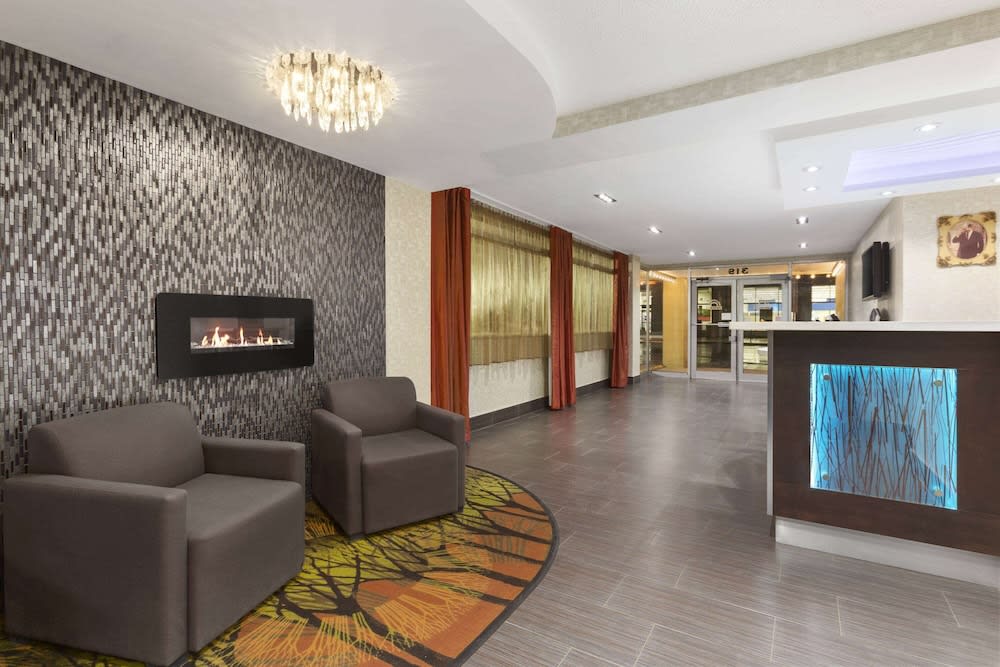 Days Inn by Wyndham Ottawa 2