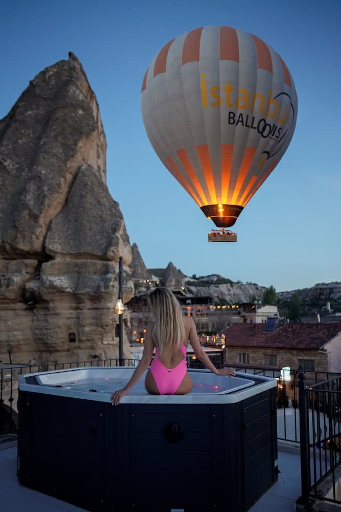 The Niche Cave Hotel 1