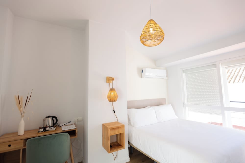 La Malagueña by Croma 4