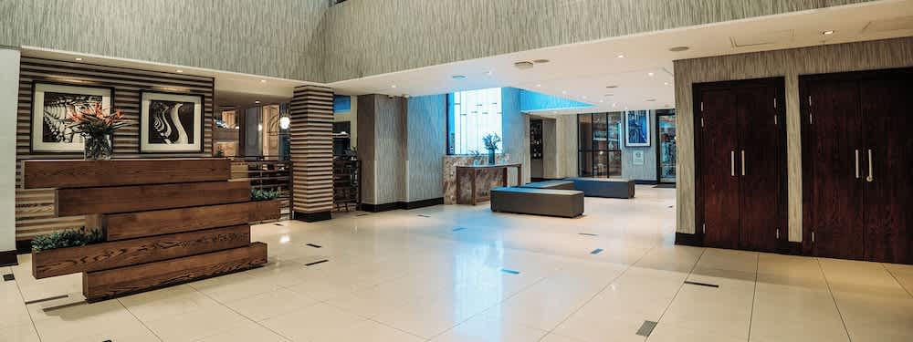 Piazza Hotel Montecasino 4