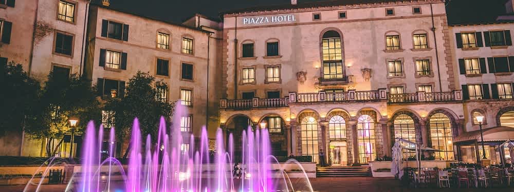 Piazza Hotel Montecasino 1