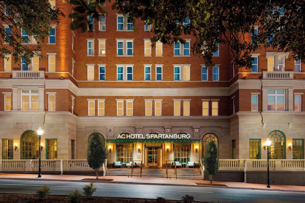 AC Hotel by Marriott Spartanburg 1