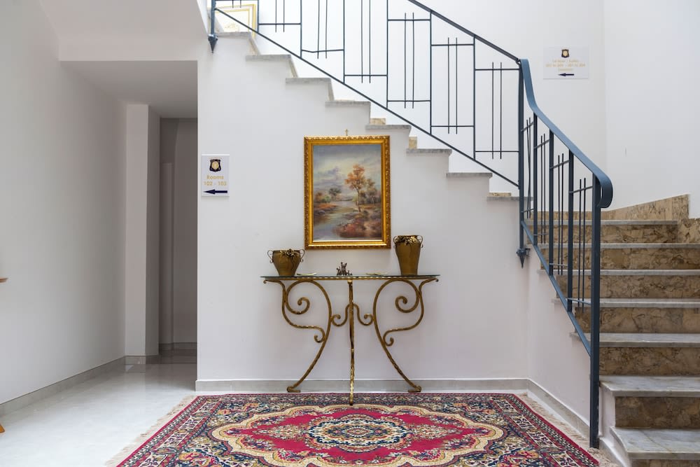 CASA FERRANTE SRLS 2