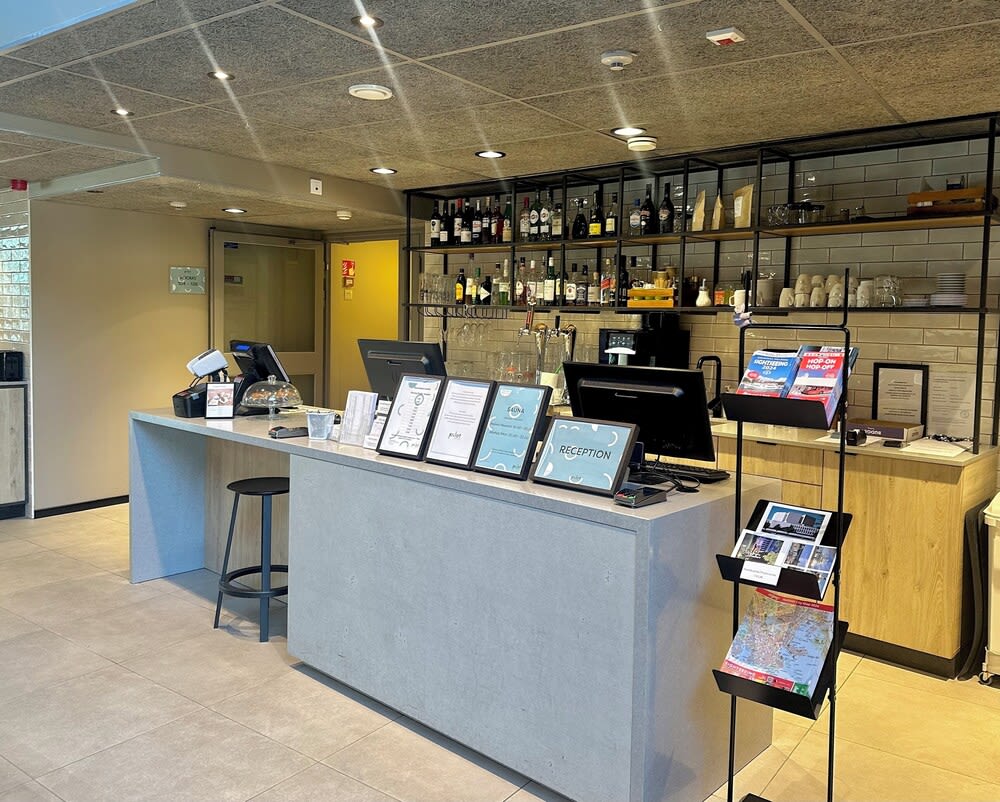 Pilot Airport Hotel 3