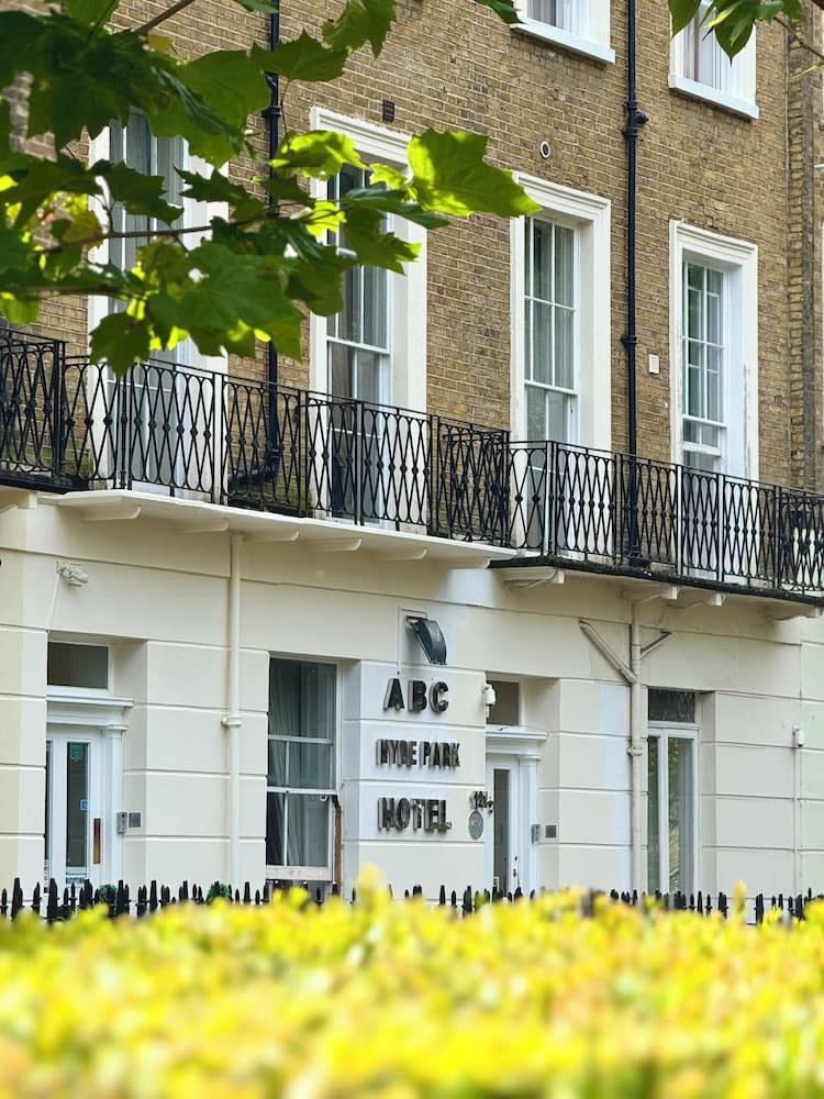 ABC Hyde Park Hotel 1
