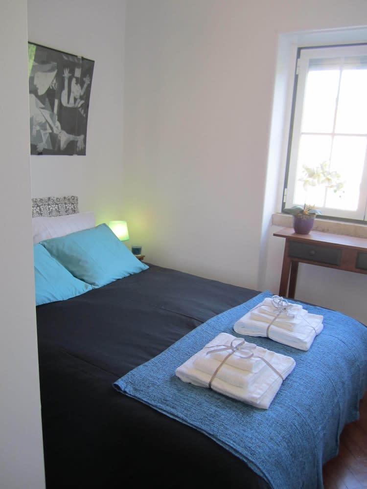 Alvalade II Airport Guest House 2