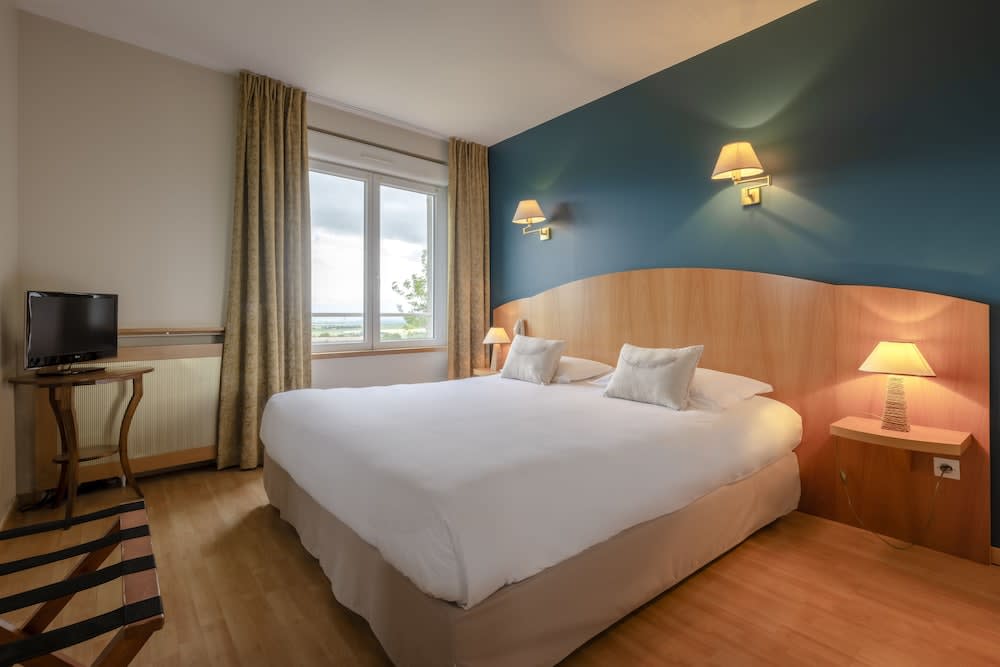 Auberge du Poids Public Logis Hotel 3