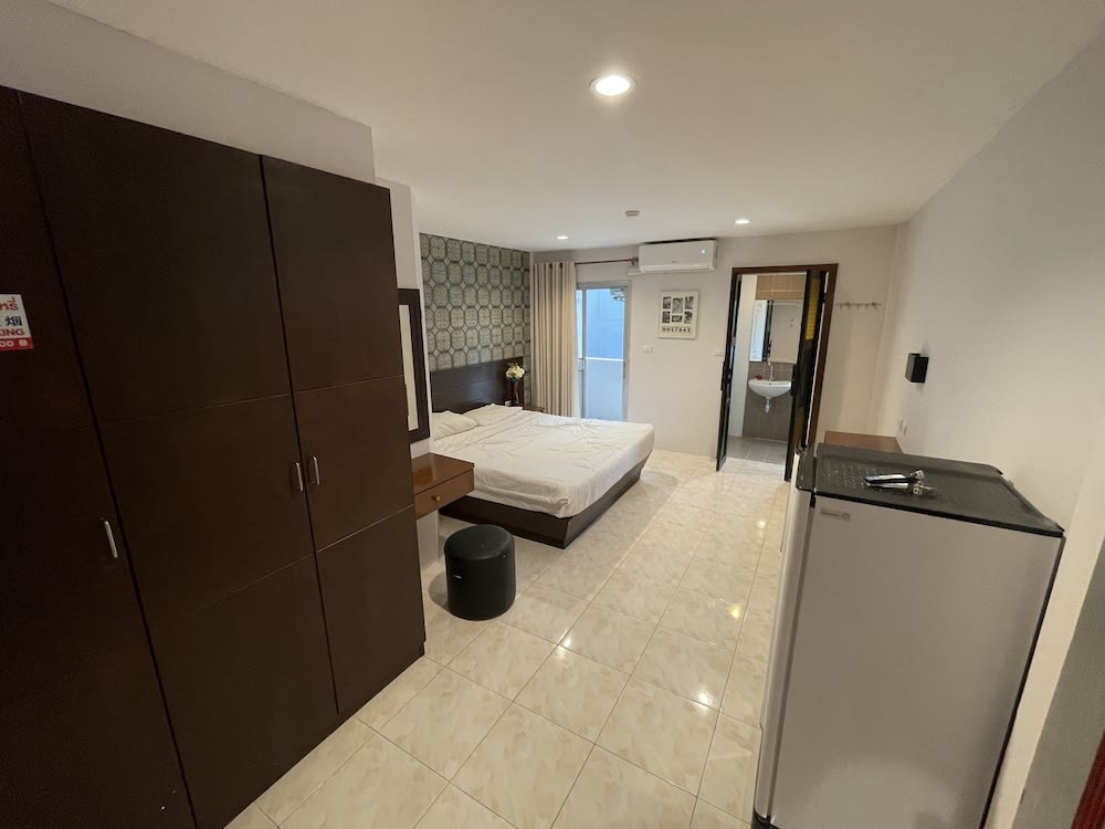 Islanda Hotel Patong 4