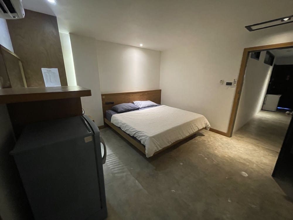 Islanda Hotel Patong 3