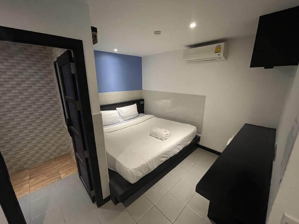 Islanda Hotel Patong 5