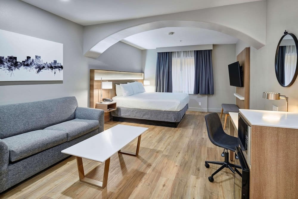 Radisson Hotel El Paso Airport 2