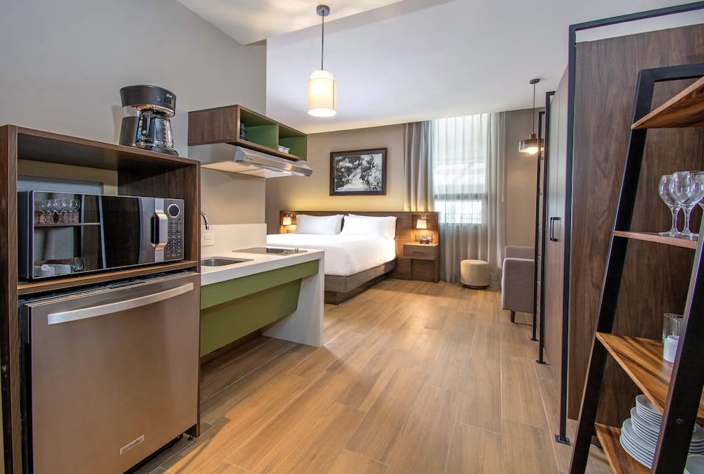 Staybridge Suites Guadalajara Novena by IHG 5