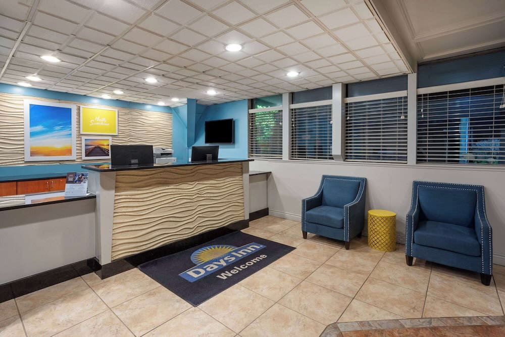 Days Inn by Wyndham Ann Arbor 2