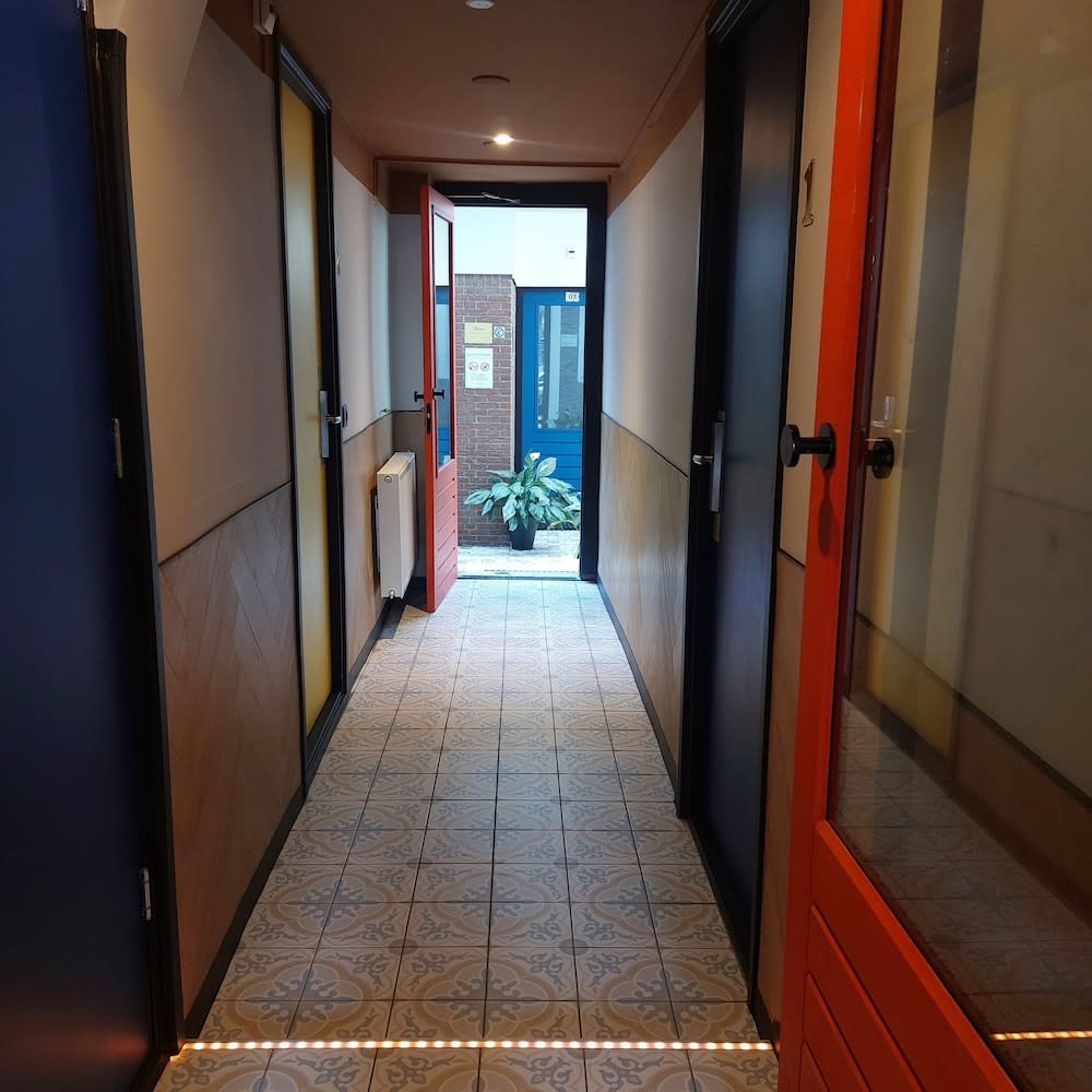 Heart of Amsterdam Hostel 2
